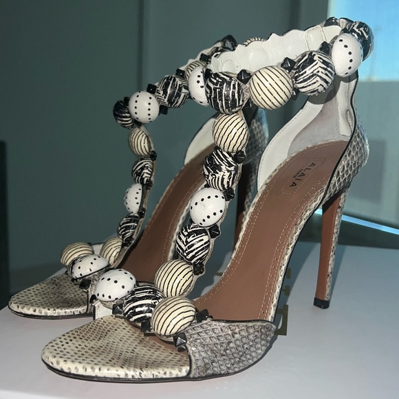 Alaia Bombe Snakeskin T-Strap Sandals Size 37.5 - Picture 2 of 6